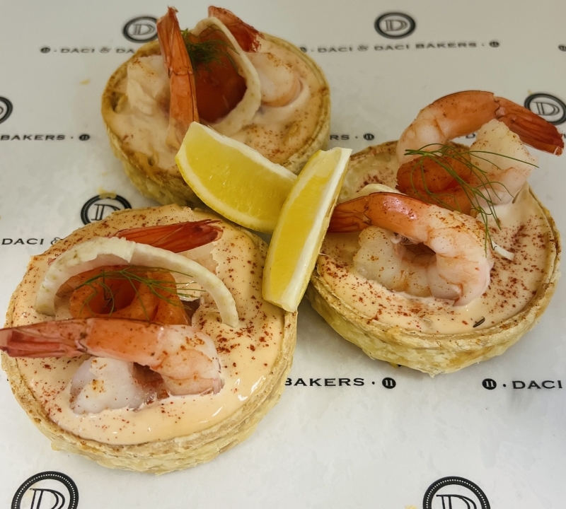 Prawn, fennel marmalade & smoked salmon tart