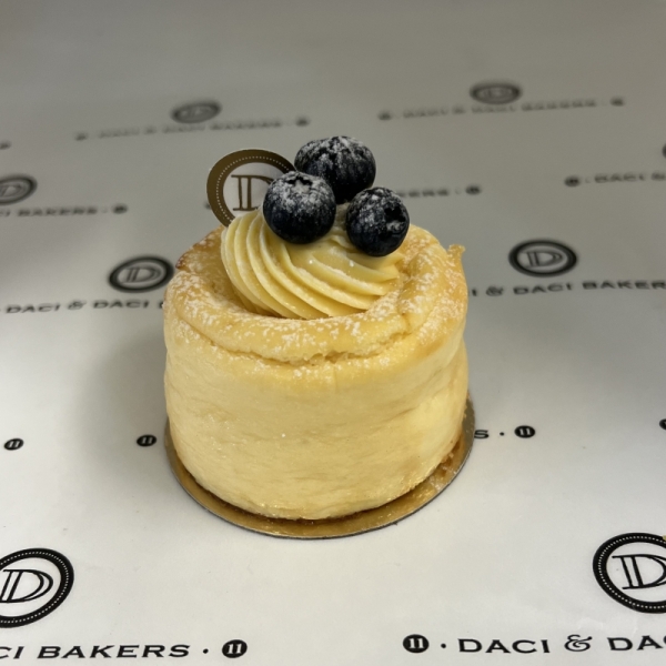 Basque cheesecake