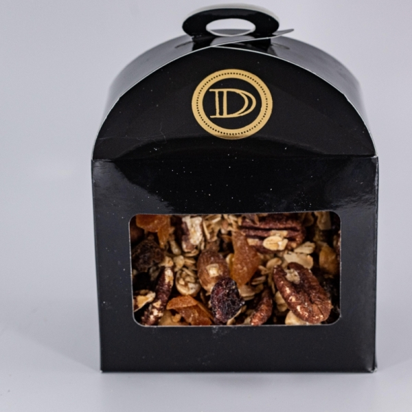 Toasted seed and nut granola (vegan)